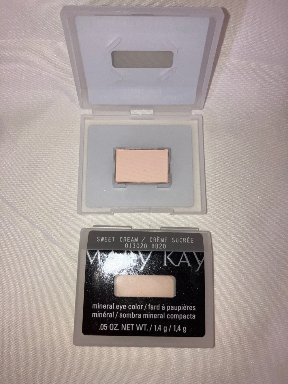(2) New Sweet Cream Mary Kay. Mineral Eye Color Powder Eyeshadow Refill